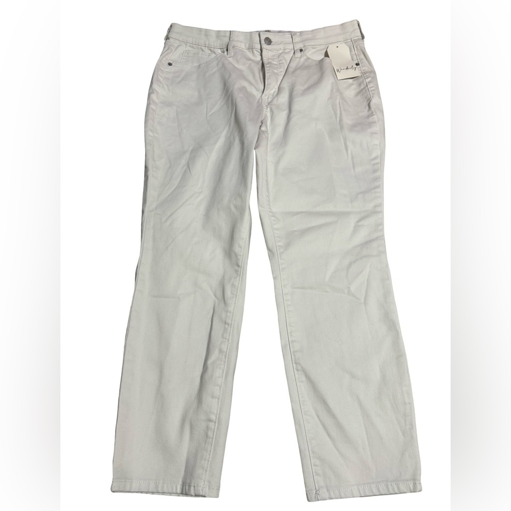 Wonderly Women's Skinny Jeans in Crisp White